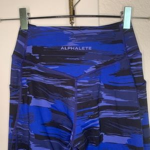 Alphalete Surface Pocket Legging